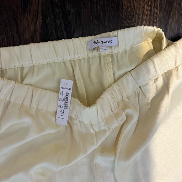 Madewell yellow satin pants NWT size large - Picture 9 of 9